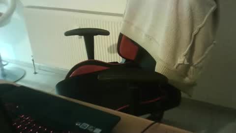 Pazz online show from 05-01-26, 09:36