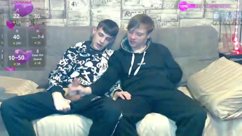 Snapshot of passionate_bonds chatting on 05-17-26, 02:42 Max tall dark-haired guy with tattoos and Phil blond-haired online show from 05-17-26, 02:42