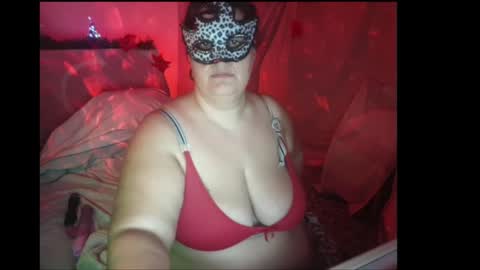 Snapshot of passionduo4 chatting on 01-01-25, 10:03 PassionDuo4 online show from 01-01-25, 10:03