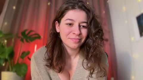 Snapshot of passionessa chatting on 02-26-25, 11:41 Call me Miss Alice Careful Passion Queen online show from 02-26-25, 11:41