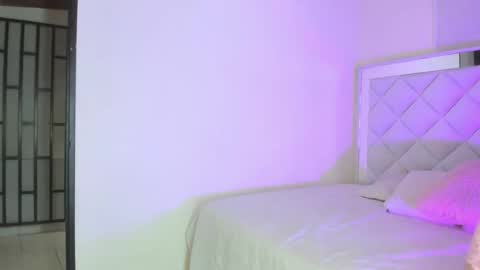 passionfruitx2 online show from 04-20-26, 10:11