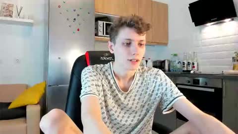 Alan online show from 09-19-25, 01:18