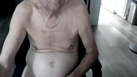 Snapshot of pastelito76 chatting on 07-30-26, 12:53 Bob online show from 07-30-26, 12:53