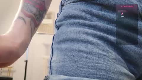  off - Tuesday and wednesdayfriday online show from 12-19-25, 12:12