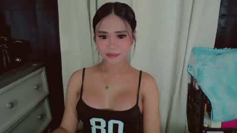 Snapshot of patricialovesyou chatting on 07-15-26, 12:43 PATRICIA online show from 07-15-26, 12:43