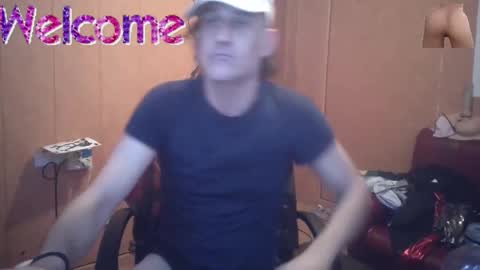 Snapshot of patricktwinslutgirl chatting on 05-17-26, 05:31 LiaSweetX online show from 05-17-26, 05:31
