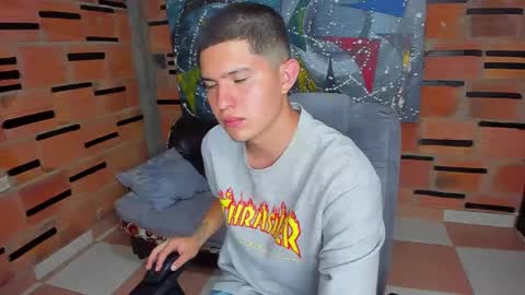 Snapshot of patrik027 chatting on 01-30-25, 09:14 .... online show from 01-30-25, 09:14