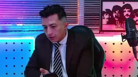 Snapshot of patronsexx chatting on 07-25-26, 12:25 Darko0717 online show from 07-25-26, 12:25