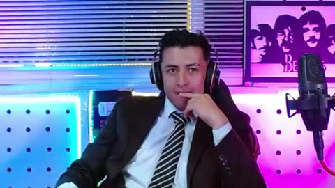 Snapshot of patronsexx chatting on 07-28-26, 02:13 Darko0717 online show from 07-28-26, 02:13