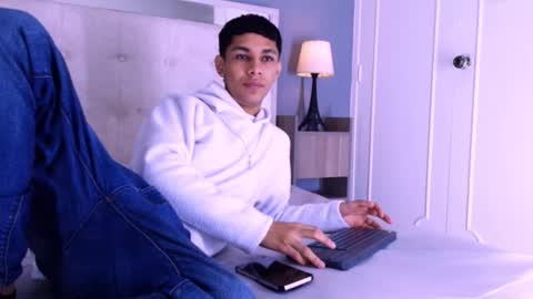 Snapshot of patt_morris chatting on 01-13-26, 11:15 patt_morris online show from 01-13-26, 11:15