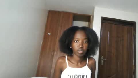 Snapshot of pattoot chatting on 05-27-26, 08:28 pattoot online show from 05-27-26, 08:28