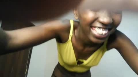 Snapshot of pattoot chatting on 06-14-26, 02:30 pattoot online show from 06-14-26, 02:30