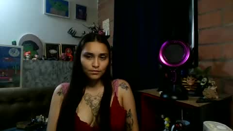 Pau online show from 06-24-26, 06:12