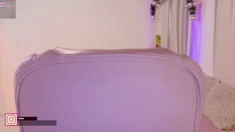 Sofa online show from 12-17-25, 09:32