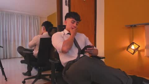 Paul online show from 12-10-24, 01:55