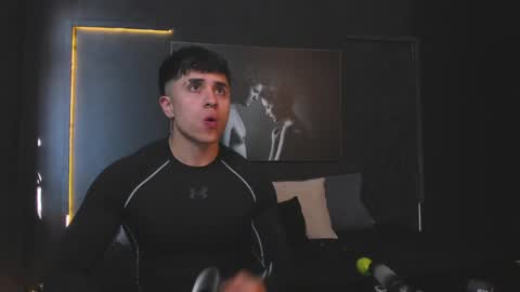 Paul online show from 02-04-25, 01:06