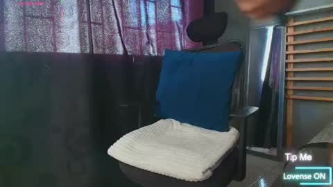 Snapshot of paul_evanss chatting on 05-14-26, 03:41 Paul online show from 05-14-26, 03:41