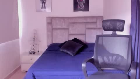 PAUL ROGER online show from 11-06-25, 02:07