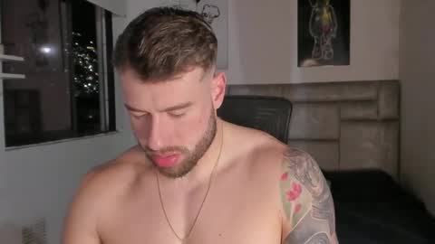 PAUL ROGER online show from 02-20-26, 01:13