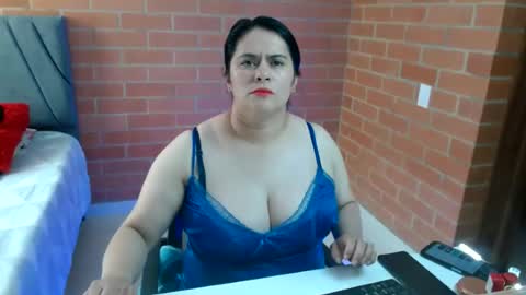 Snapshot of paula__117 chatting on 07-04-26, 07:53 paula__117 online show from 07-04-26, 07:53