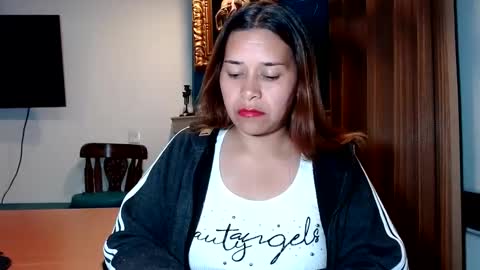 PAULA online show from 01-09-25, 02:11