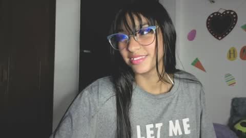 Paula  online show from 04-01-26, 03:07