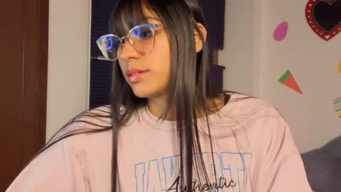 Paula  online show from 04-22-26, 05:21