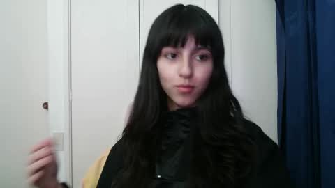 Snapshot of paulainblue chatting on 12-04-24, 04:43   online show from 12-04-24, 04:43