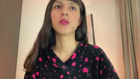 Snapshot of paulainblue chatting on 05-18-26, 01:45 online show from 05-18-26, 01:45