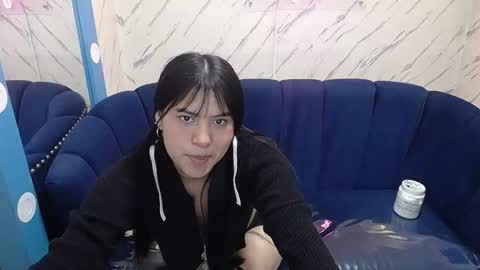 Live 800am 200pm COLOMBIAN HOUR online show from 01-28-25, 04:08