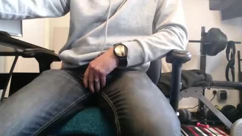 Snapshot of paulie120464 chatting on 10-18-25, 11:44 paulie120464 online show from 10-18-25, 11:44