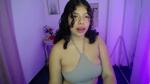 Snapshot of paulina07_ chatting on 05-21-26, 01:40 paulina07_ online show from 05-21-26, 01:40