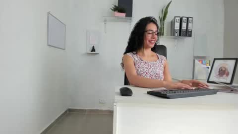 paulina online show from 01-16-26, 06:34