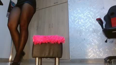 Paulina Rubio online show from 02-21-25, 07:32