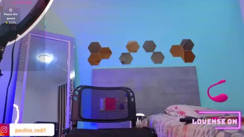 Paulina  online show from 04-12-26, 04:23