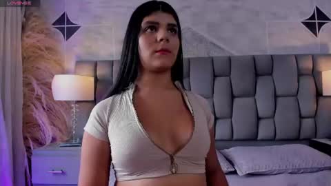 Snapshot of paulinabelle chatting on 06-12-26, 03:00 Paulina Belle online show from 06-12-26, 03:00
