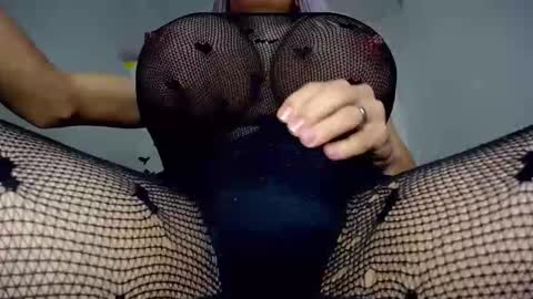 paulinabigcock24 online show from 01-25-25, 10:50