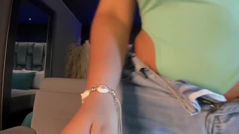 Paulina online show from 02-24-25, 12:37
