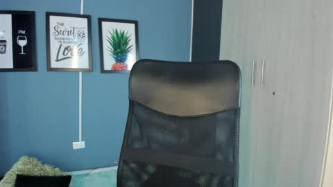 Snapshot of paulinaduarte_ chatting on 04-25-26, 01:41 Paulina online show from 04-25-26, 01:41