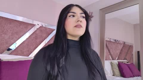 Snapshot of paulinaduarte_ chatting on 05-02-26, 12:21 Paulina online show from 05-02-26, 12:21