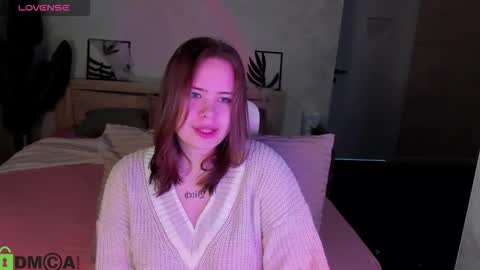 Erica online show from 10-25-25, 01:13