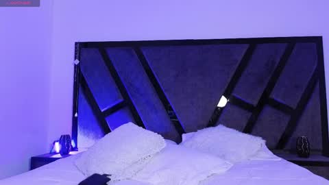 Paulo online show from 04-09-26, 07:03