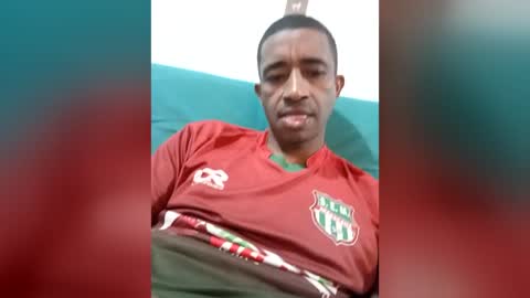 Snapshot of paulo_vitor_barbosa2 chatting on 08-03-26, 10:02 paulo_vitor_barbosa2 online show from 08-03-26, 10:02