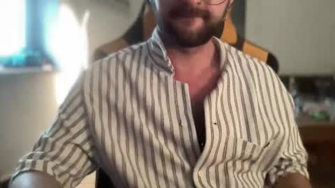 love bush online show from 09-23-25, 07:55