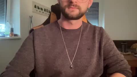 love bush online show from 10-13-25, 03:12