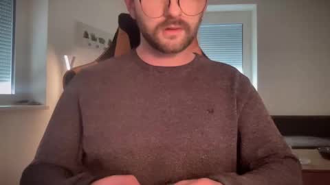 love bush online show from 02-02-26, 01:21