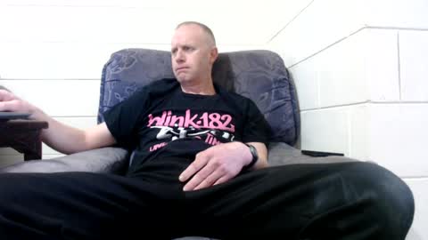 Snapshot of paulstevenson2064 chatting on 08-05-26, 05:21 paulstevenson2064 online show from 08-05-26, 05:21