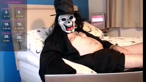 paulyandrew online show from 10-31-25, 09:27