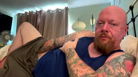 Snapshot of paulyb445 chatting on 09-27-25, 09:14 paulyb445 online show from 09-27-25, 09:14