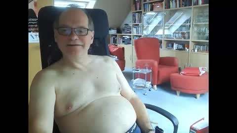 Pavlov aka Peter online show from 03-17-26, 08:17